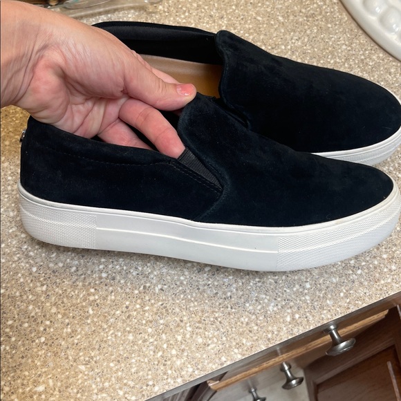 Steve Madden Gills black velvet slip on sneaker size 9 - Picture 6 of 9